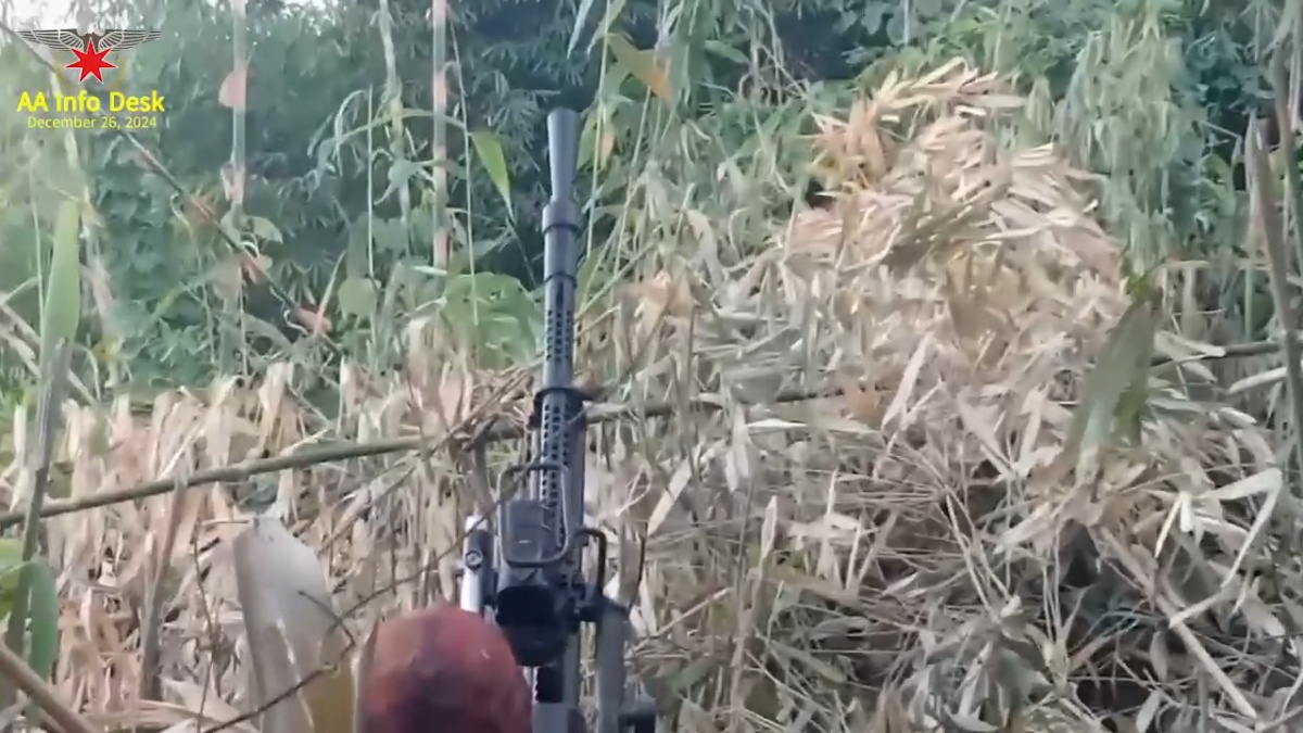 အမ်းမြို့သိမ်းတိုက်ပွဲ သံချပ်ကာအပါအဝင်စစ်ကောင်စီထံမှသိမ်းရသည့် လက်နက်ခဲယမ်းများဖြင့် ပြန်ထိုးစစ် ဆင်ခဲ့ဟု AA အသိပေး