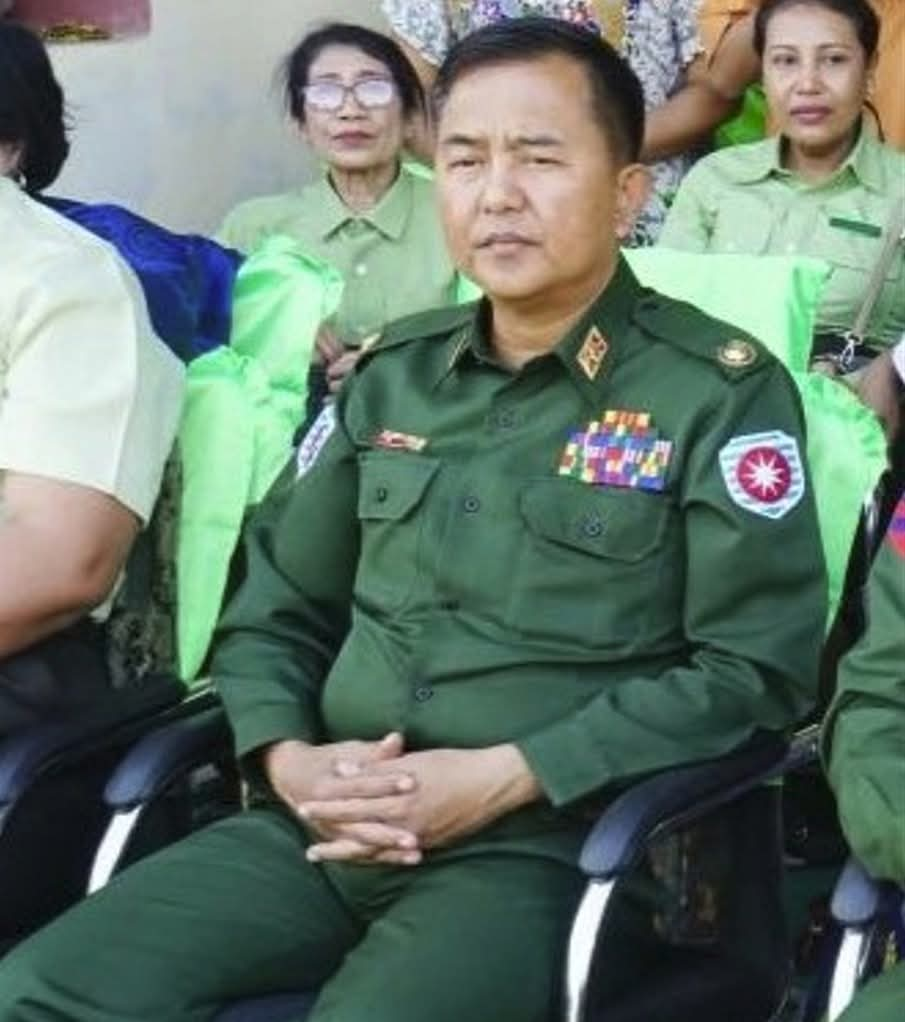 မန္တလေးတွင် အလွန်ရက်စက်သော စစ်ရာဇဝတ်မှုများကို ကျူးလွန်ခဲ့သူ  ဗိုလ်မှူးချုပ် သူရိန်ထွန်း   AA ၏ လက်ဝယ်တွင် စစ်သုံ့ပန်းအဖြစ် ဖမ်းဆီးခံလိုက်ရပြီ