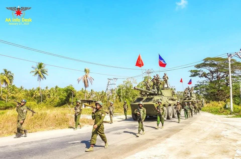 ဧရာဝတီတိုင်းအတွင်း ၂၀၂၅ နှစ်စမှာ တိုက်ပွဲ ခပ်စိပ်စိပ်ဖြစ်လာ