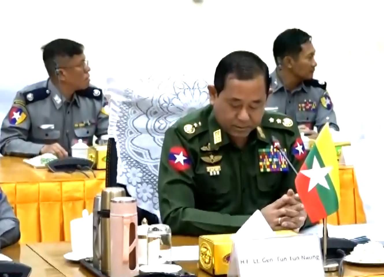 แแฏแถแแผแฏแถแแฑแธแแญแฏแธแแผแพแแทแบแแญแฏแแบแธแแฒแทแแแทแบแแผแฌแธแแพ แแแบแแฏแแบ-แแแนแแแฑแธ แแแบแธแแฑแฌแแบแธแแพแแทแบแแแฌแธแแแบแธ แแฒแแแบแธแ
แแแบแธ แ แแฏ แกแแญแฏแแบแแถแ