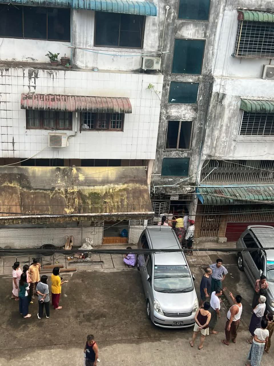 ရန်ကုန် မြို့လယ်ခေါင် အနုကြမ်းစီးမှုဖြစ်