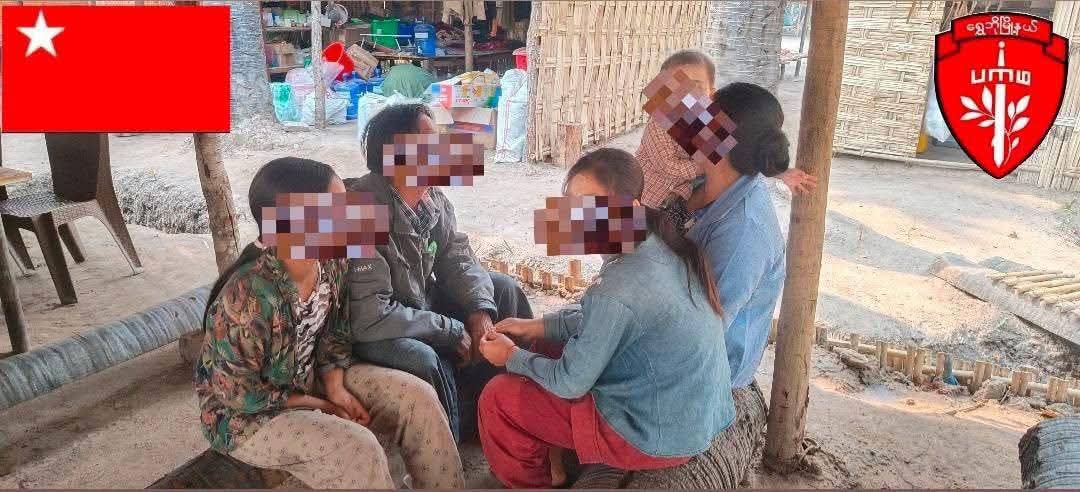 ပျူစောထီးတစ်ဦး လ-က်နက် ခဲယ-မ်း ယူလာကာ မိသားစုအလိုက် ရွှေဘို ပကဖထံအလင်းဝင်