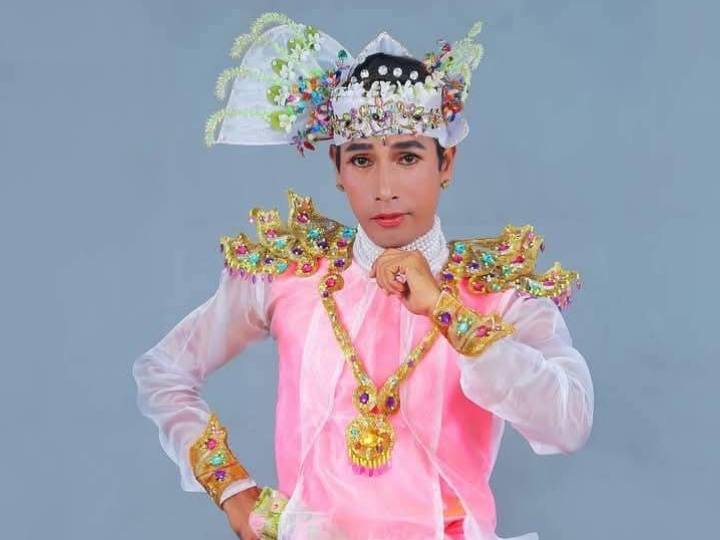 အချု-ပ်ခ-န်းထဲမှာတင် နားးးထ-င်တေ့ပြီး ပ-စ်သ-တ်လိုက်တာ