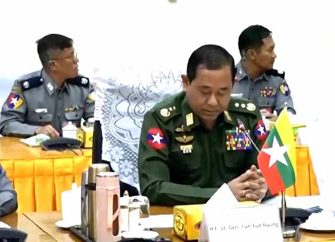 အုပ်ကြီးတွေတော့ နားကား ပလုပ်ရောင်ပြီ