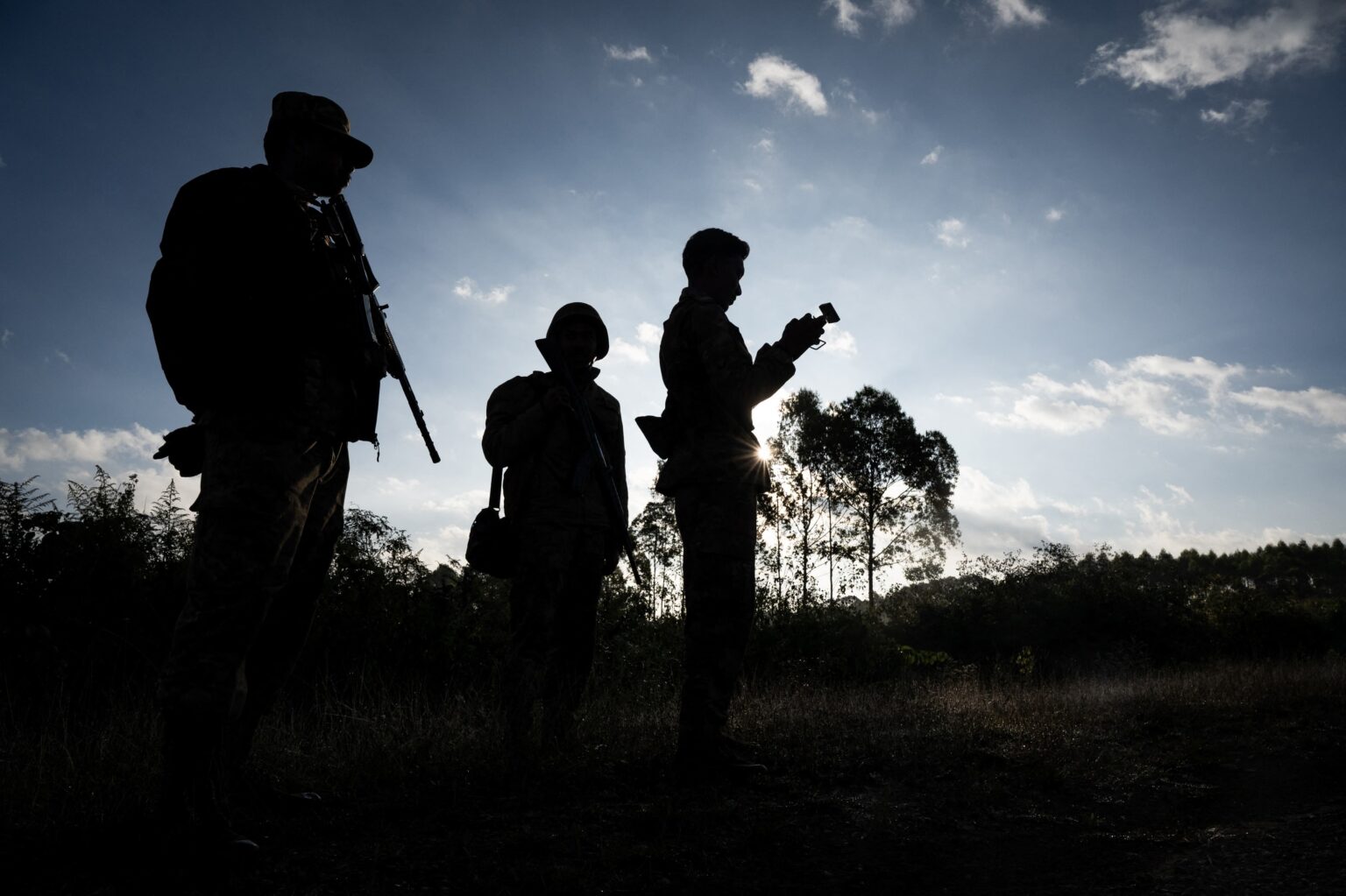 မိုးကုတ်နှင့် မိုးမိတ်မြို့တို့ကို ပြန်လည် သိမ်းပိုက်ရန်  PDF တပ်များက ထိုးစစ်ဆင်နေ