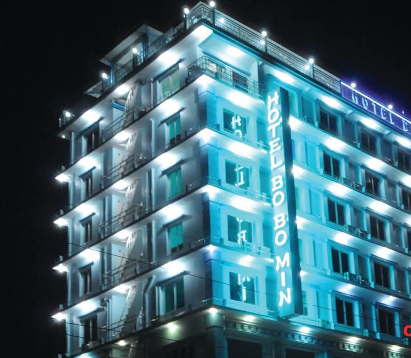 မြောက်ဒဂုံမြို့နယ် ဟိုတယ်တခုရဲ့ ၆ လွှာကနေ အမျိုးသားတယောက် ခုန်ချ သေဆုံးမှုဖြစ်ပွား