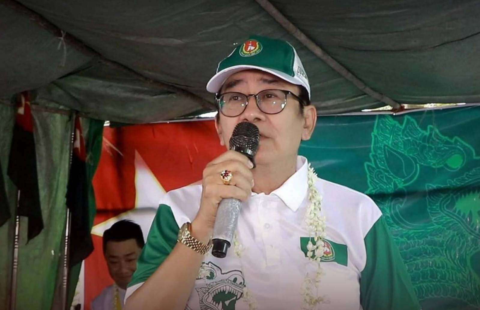 “စစ်တပ်ကျေးဇူးဆပ်ရန်”ဆိုကာ USDP အတွက် မင်းသား နေအောင် မဲဆွယ်စည်းရုံး