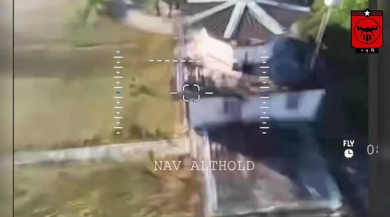 တောင်ငူရှိ စစ်တပ်လေဆိပ်ကို ဒရုန်းဖြင့်တိုက်ခိုက်