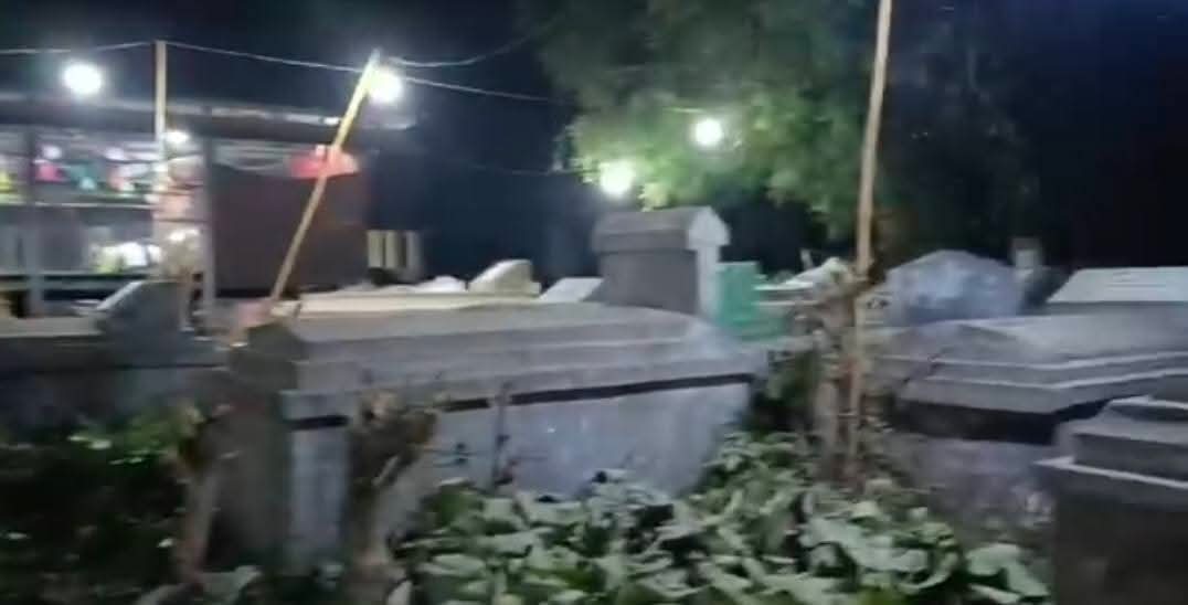 မီးရထားလမ်းသစ် စီမံကိန်းကြောင့် တောင်ငူရှိ ကင်းဆိပ်သင်္ချိုင်းမှ ‘ပရလောကသားများ’ ပြောင်းရွှေ့ခံရ