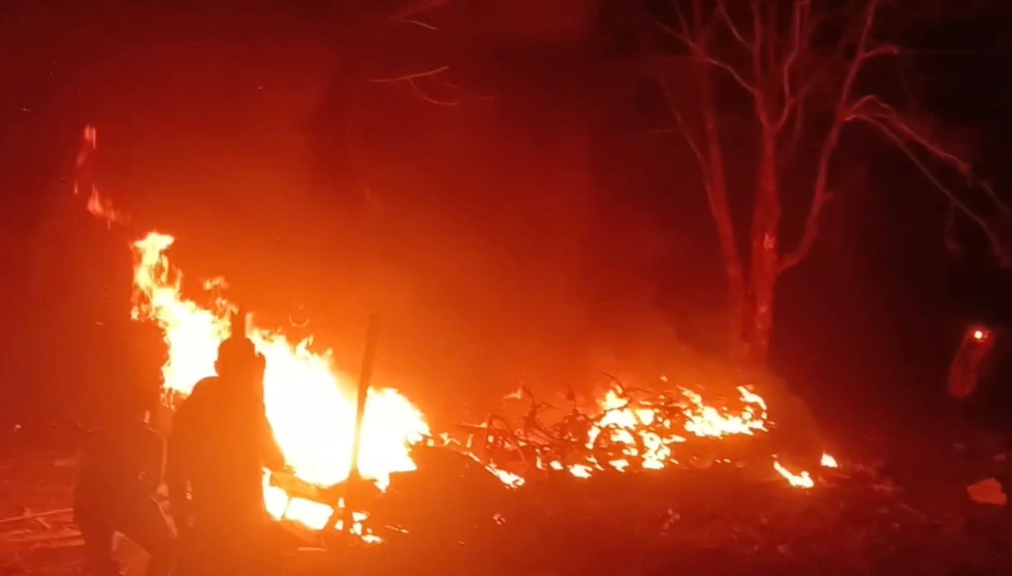 မြောက်ဦးမြို့ ပြည်သူ့ဆေးရုံးကို စစ်ကောင်စီ ဗုံးကြဲမှု  အရပ်သား ၃၀ ကျော် သေဆုံး၊ ၁၀၀ နီးပါး ဒဏ်ရာရ