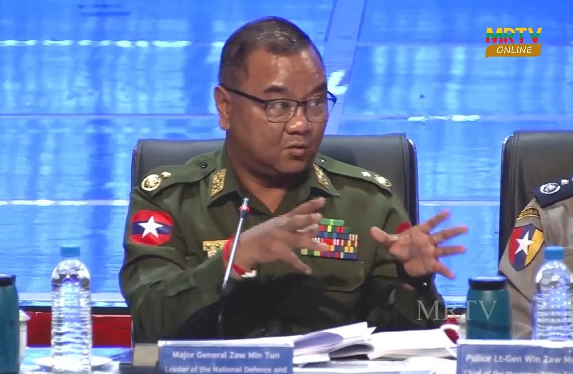 ကျားဖြန့်သက်သေဖျောက်ဖျက်နေကြောင်း ပြောဆိုခံရမှု မီဒီယာများကို “အတွေးအခေါ် မရှိ” ဟု ဗိုလ်ချုပ်ဇော်မင်းထွန်း တုံ့ပြန်