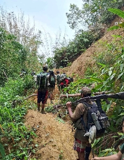 ရွေးကောက်ပွဲပါဝင်သူတွေ စစ်အုပ်စုနဲ့ အလိုတူအလိုပါအဖြစ် သတ်မှတ်အရေးယူမယ်