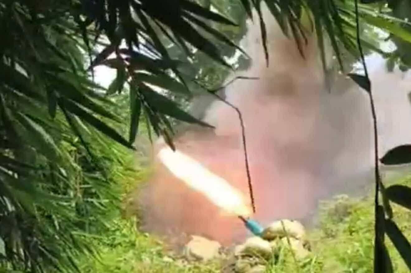 ဂန့်ဂေါမြို့တွင်း စစ်သားများ သွားလာသောနေရာများသို့ ရှော့တိုက်ဒုံး ကျရောက် ပေါက်ကွဲ