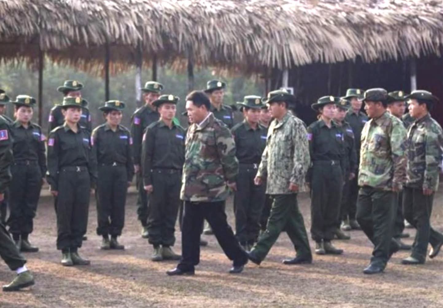 ပြည်သူ့ စစ် တပ်ဖွဲ့ဝင်များ အစာအဆိပ်သင့်ကာ ၁၀ ဦး သေဆုံး