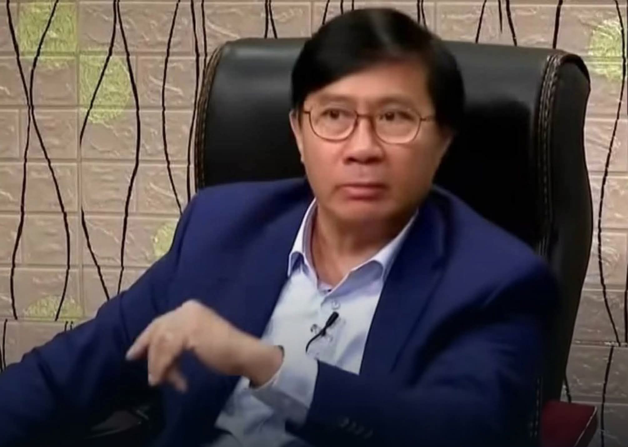 မင်းအောင်လှိုင်ကို “ဘယ်ပြည်သူက ကျေးဇူးတင်နေသလဲ” ဟု သူရိယနေဝန်း မိုးဟိန်းကို ပြည်သူများ မေးခွန်းပြန်ထုတ်