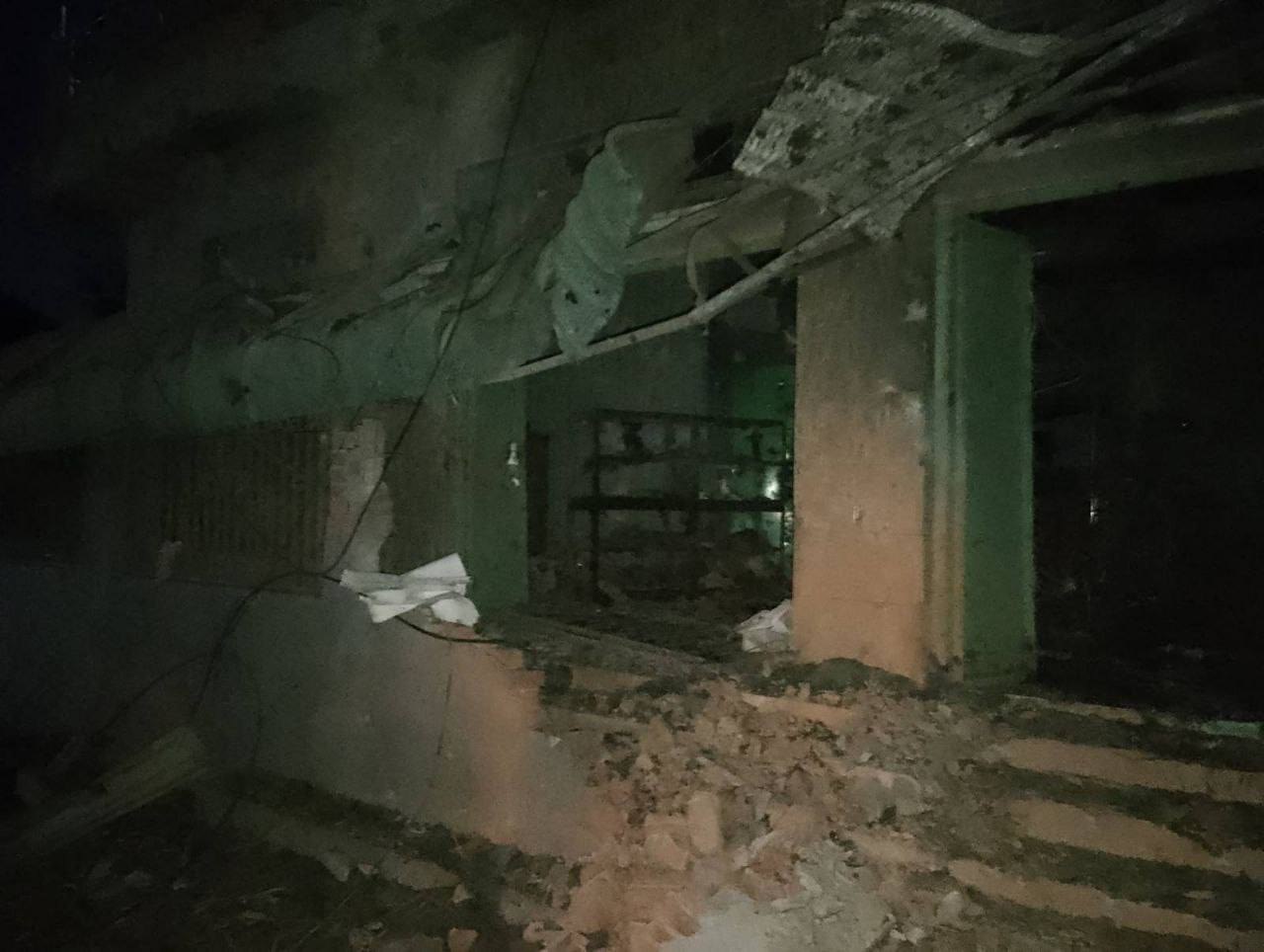 ဘောလုံးပွဲကြည့်နေတဲ့ လက်ဖက်ရည်ဆိုင်ကို စစ်အုပ်စုက ဗုံးကြဲသတ်