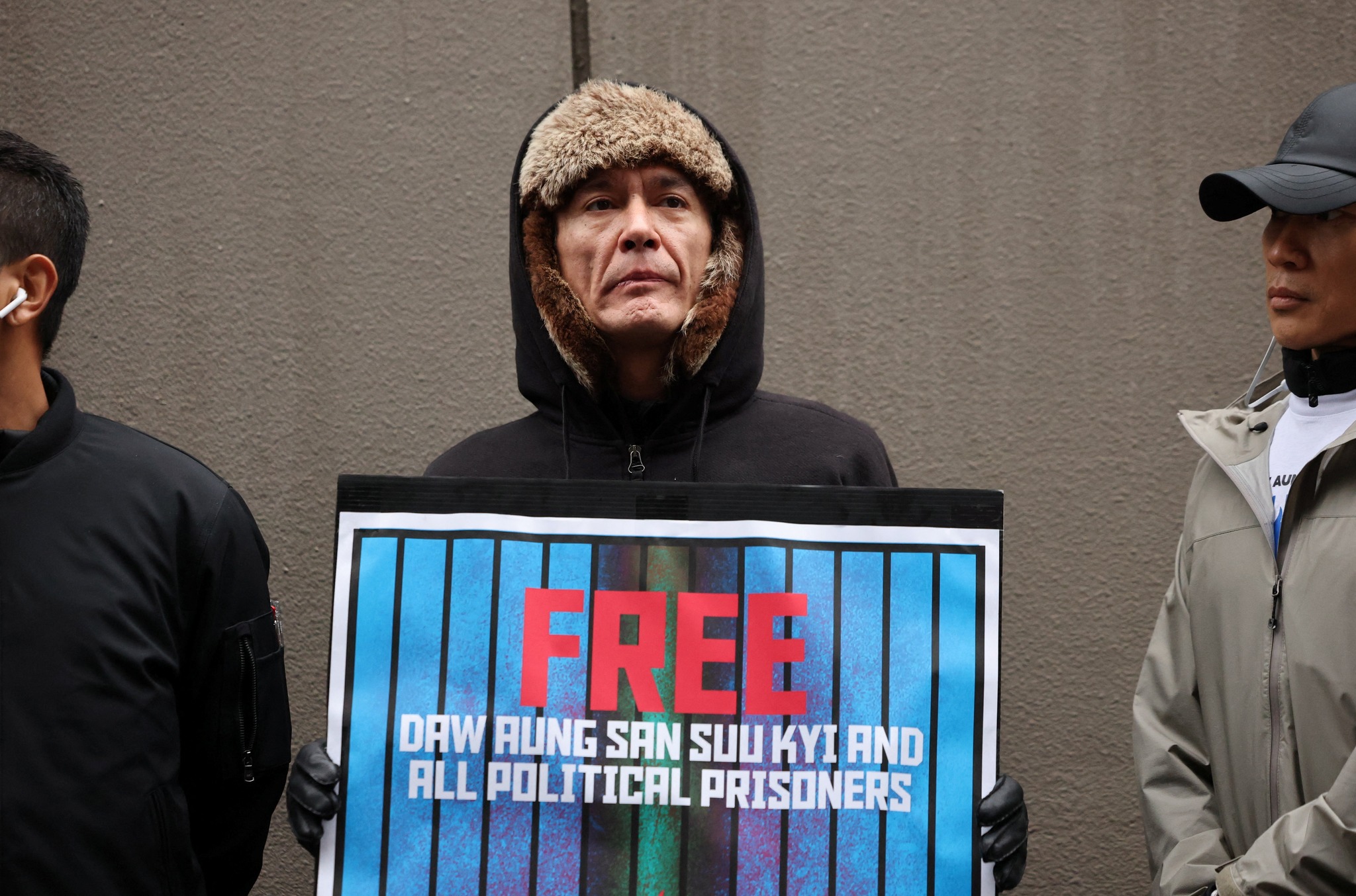 ဒေါ်အောင်ဆန်းစုကြည် ကွယ်လွန်သွားမှာ စိုးရိမ်ပူပန်ဟု သားဖြစ်သူ ကင်မ်အဲရစ်ပြော