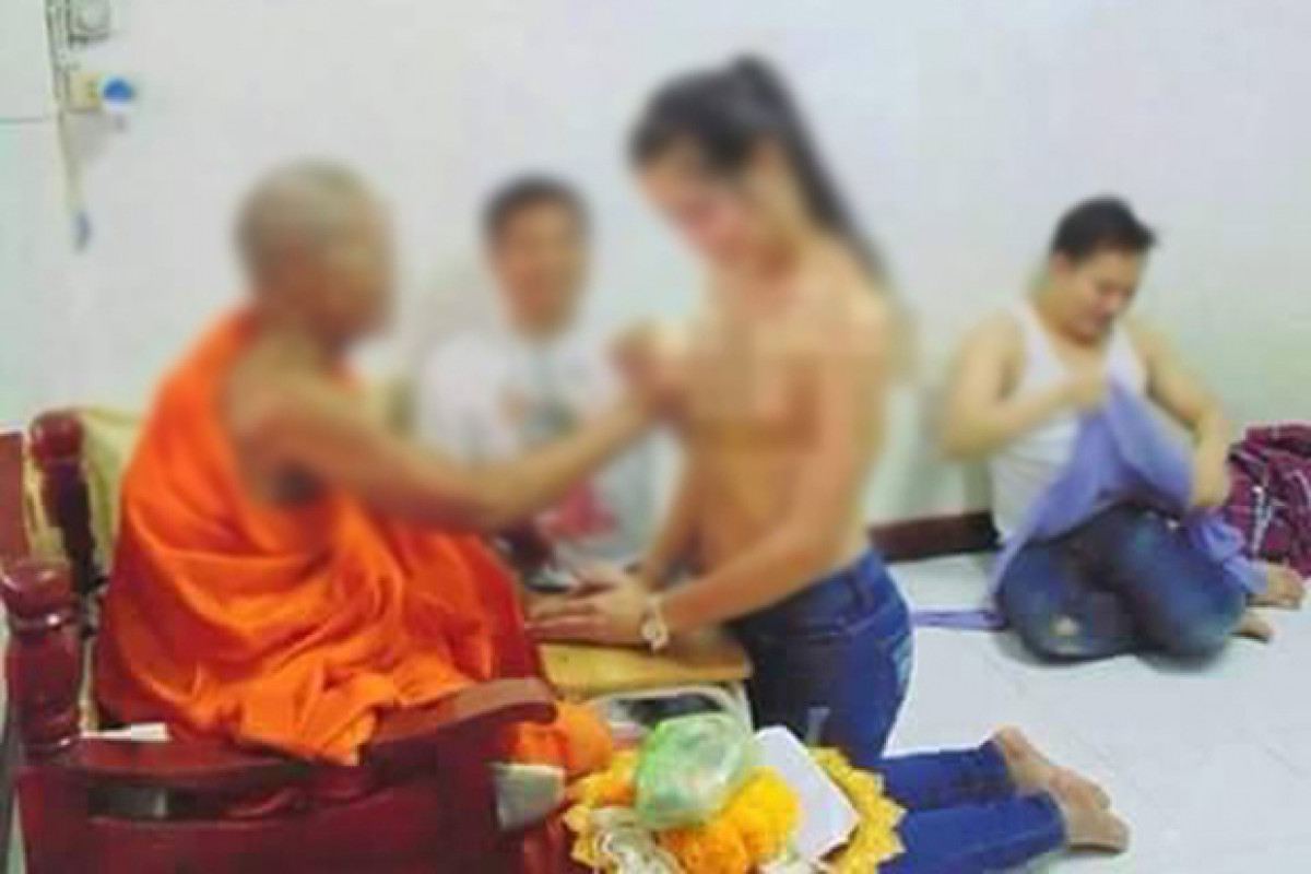 ဘုန်းကြီးက ‘အမျိုးသမီး’ အပေါ် ထုံးတမ်းစဉ်လာတွေ ကျင့်သုံးပြတယ်