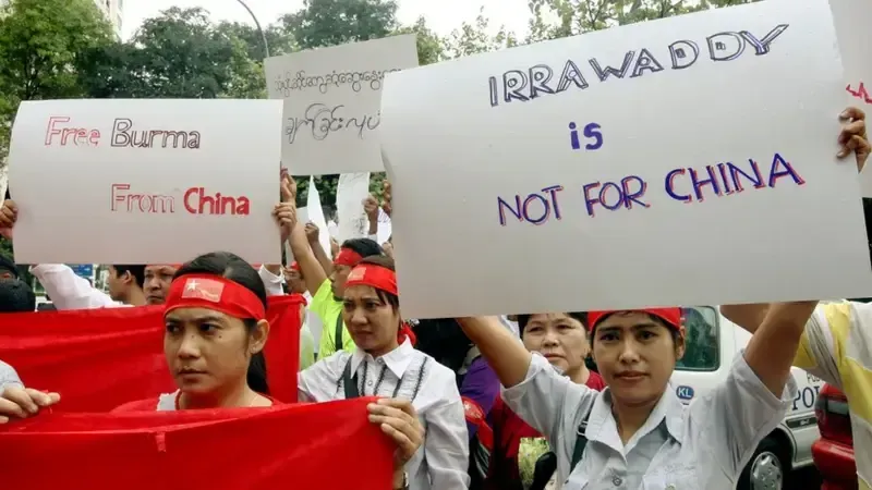 မြစ်ဆုံစီမံကိန်းကို ကန့်ကွက်သူများအား အရေးယူမည်ဟု စစ်ကော်မရှင် ပြော