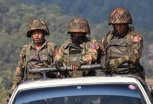 နတ်ရေကန်သို့ စကခ ၁၇ တပ်များအပြင် တပ်ပျက်လာသည့် တပ်များကိုစု၍ အင်အား ထောင်ချီပို့ဆောင် ‎