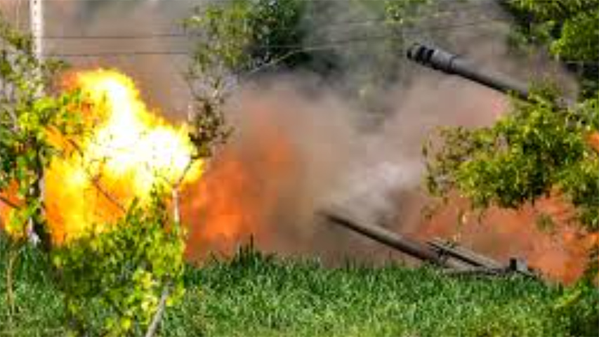 ကမ္ဘောဒီးယားနယ်စပ်အနီး၌ တင့်ကားများ ပစ်ခတ်နေပုံ ရုပ်သံဖိုင် ထိုင်းစစ်တပ် ထုတ်ပြန်