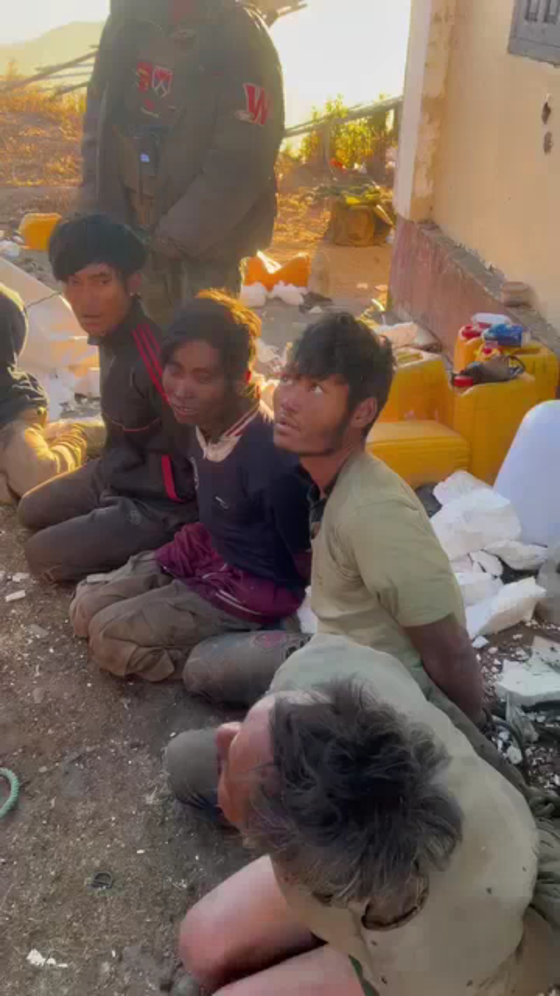 ကနေဒီတောင်စခန်းသိမ်းတိုက်ပွဲ ဗိုလ်မှူးအပါအဝင် စစ်ကောင်စီ  ၂၀ ဦးခန့်ဖမ်းမိ