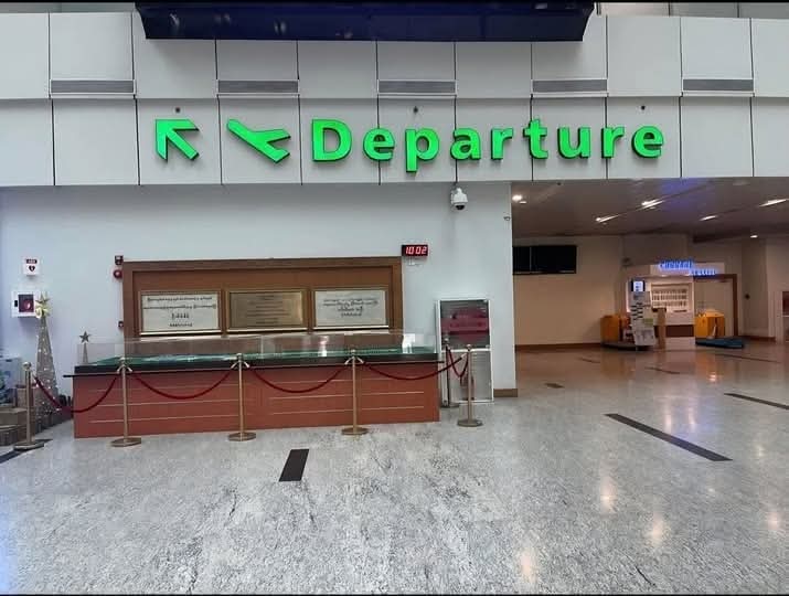 ပြန်ထွက်မည့် ပြည်ပအလုပ်သမားများကို စစ်ကော်မရှင် ထပ်မံတင်းကျပ်