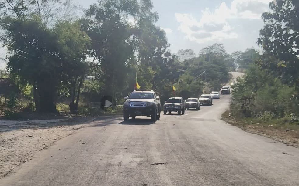 မိုးကုတ်မြို့နယ်ကို Non-CDM ဝန်ထမ်း ရာနဲ့ချီ စစ်အုပ်စုလုံခြုံရေးယူပြီး ခေါ်သွင်းလာ