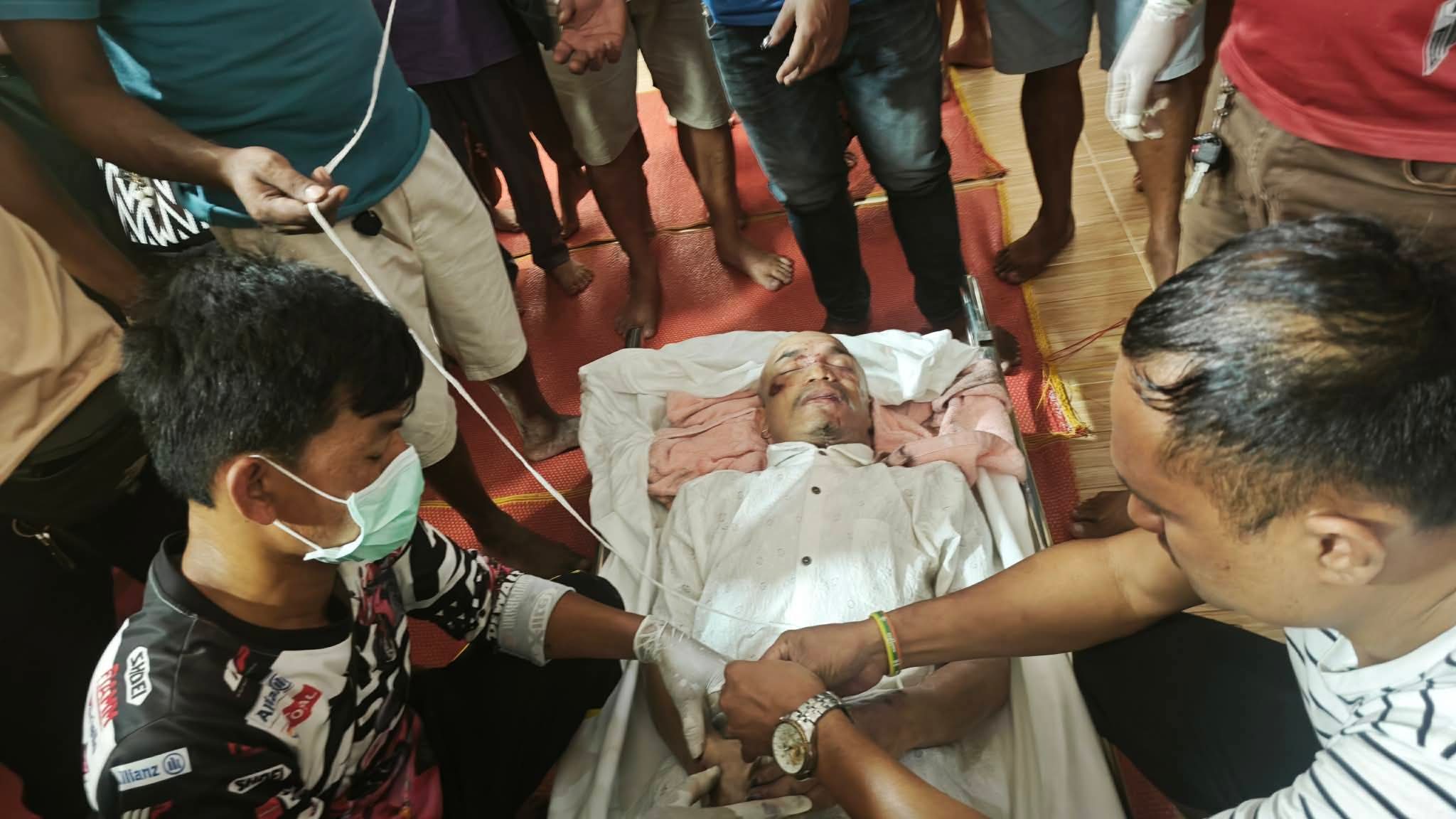 ဆယ်လီ ဧရာဝတီမ ဝင်ပူးပြီး ဖော်ပြီ