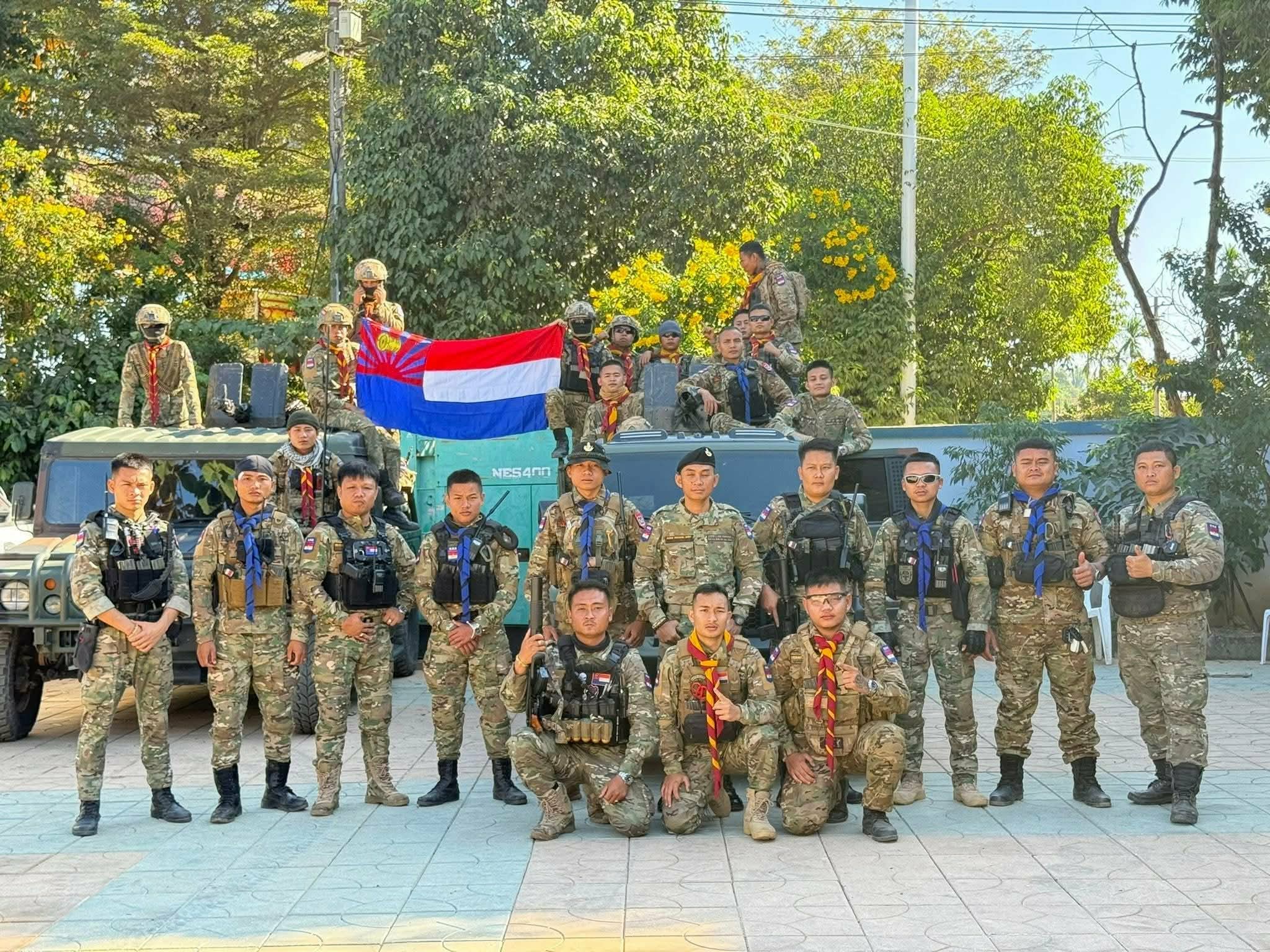 စစ်တပ်သတိပေးပေမဲ့ မြဝတီမြို့ပေါ်မှာ KNA တပ်တွေဆက်ရှိ