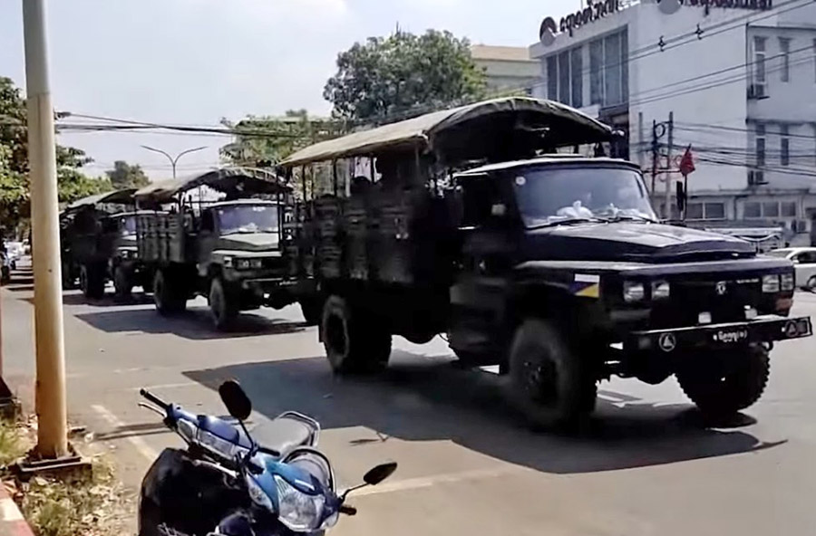 ဘားအံတွင် စစ်တပ်က စစ်ရေးပြင်ပြီး အစစ်အဆေး တင်းကျပ်နေ