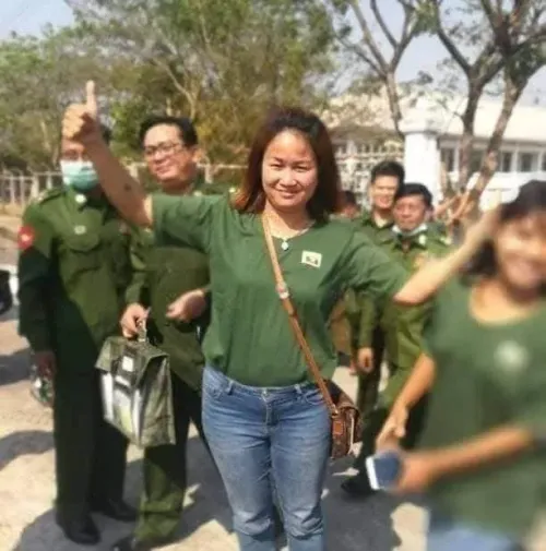 သီတာယုမွန် လင် စိန်လွင် ကို အင်္ဂါသားဦးဆောင်တဲ့အဖွဲ့က ဖမ်းမိထား