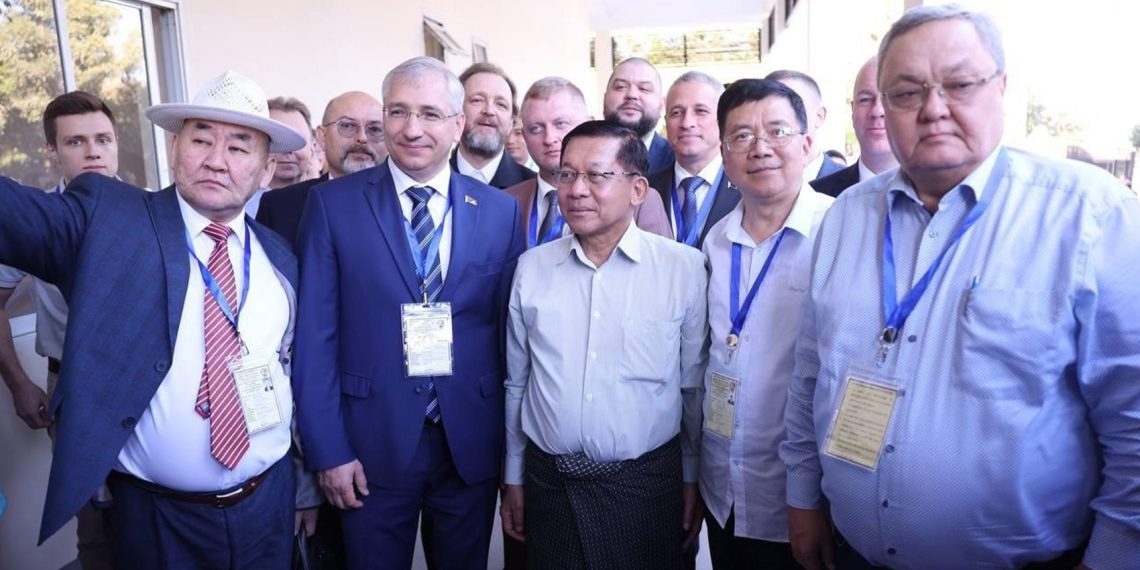 တရုတ်စပွန်ဆာ ရွေးကောက်ပွဲနဲ့ မင်းအောင်လှိုင် ထွက်ပေါက်မရနိုင်