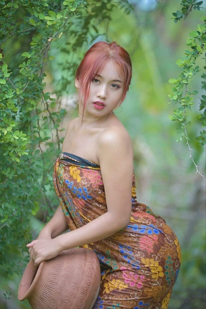 သူ့​ထက်​ကဲ