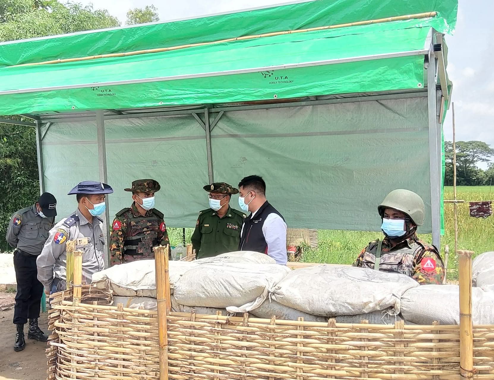 မုံရွာတွင် စစ်ရေးတင်းမာနေ