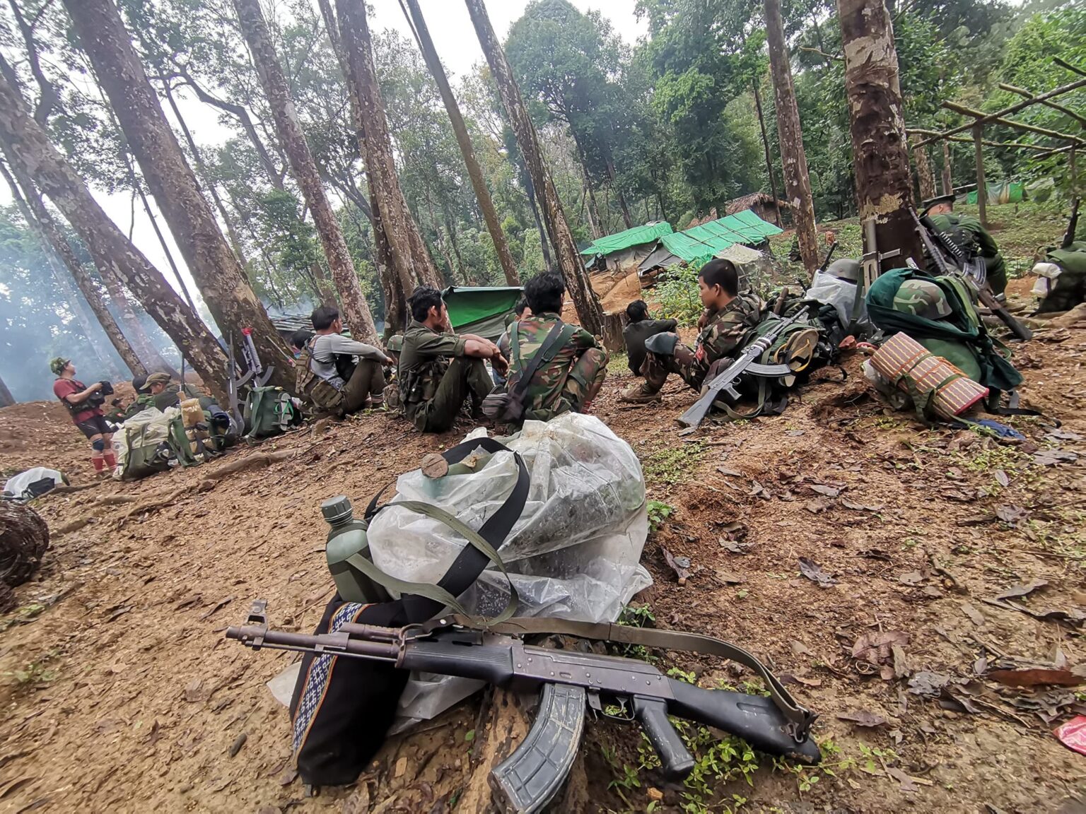 ကချင်ဒေသ ၄ နေရာတွင် တိုက်ပွဲပြင်းထန်၊အရပ်သားအချို့သေဆုံး