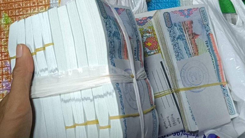 ဘဏ်​တွေက​ငွေထုတ်တာကန့်သတ်ပြီး​နောက်ပိုင်း အခုရက်ပိုင်းအတွင်းတစ်​သောင်းတန်​ငွေစက္ကူအသစ်​တွေထုတ်​ပေးလာ