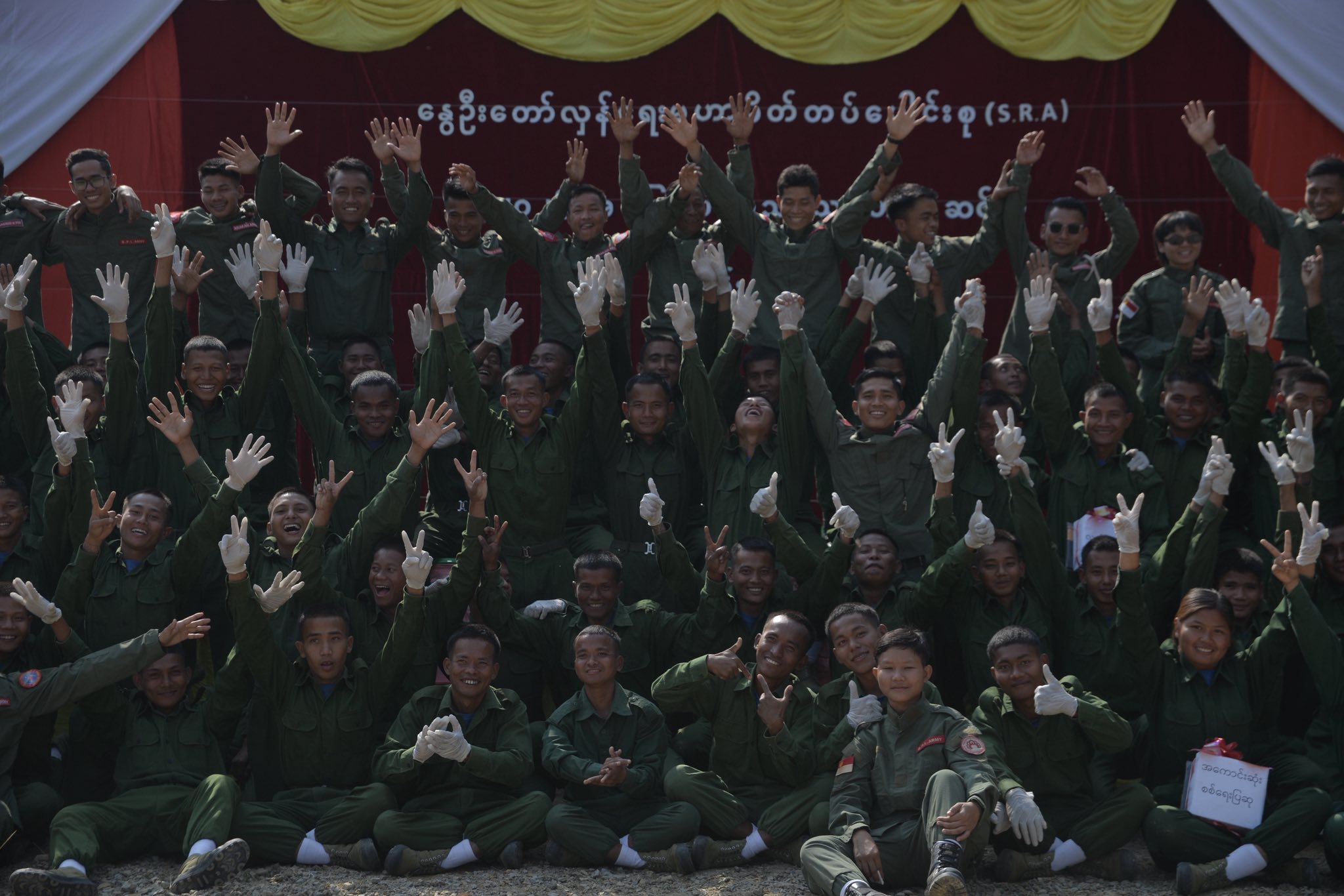 AA ပေးသော အခြေခံ စစ်ပညာ သင်တန်းဆင်းပွဲ