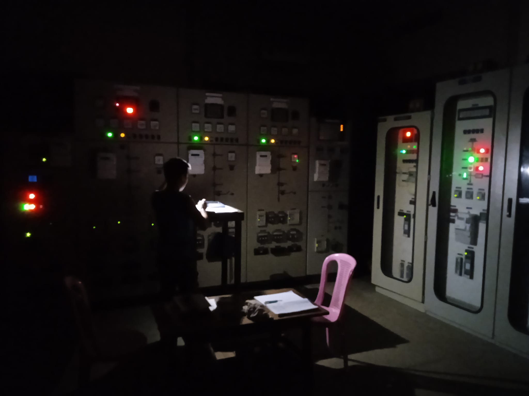 တစ်နေ့လျှင် ၄ နာရီ ၂ ကြိမ် စုစုပေါင်း ၈ နာရီ  လျှပ်စစ်မီးများ အလှည့်ကျ ပြန်လည်ဖြတ်တောက်မည်ဟု ကြေညာ