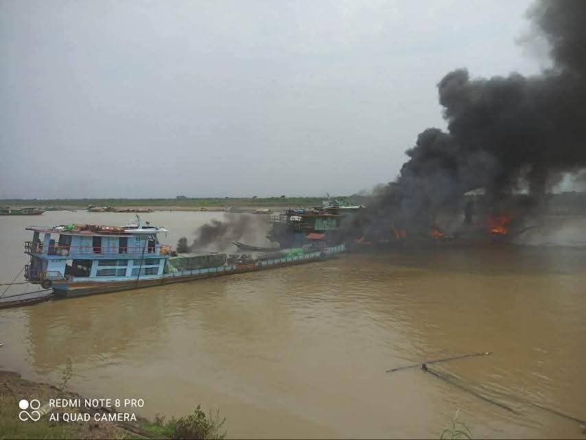 ဟုမ္မလင်းမှာ စက်သုံးဆီတင်စက်လှေမီးလောင်