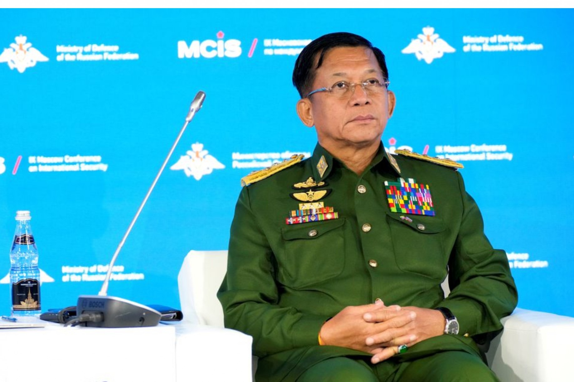 မင်းအောင်လှိုင်ရဲ့ ခါးရိုးခွဲစိတ်မှုနောက်ကွယ်က လျှို့ဝှက်ချက်များ?