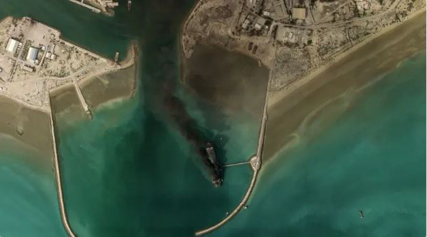 ဟော်မုဇ်ရေလက်ကြားကို အပြီးတိုင်ပိတ်ပစ်မယ်လို့ အီရန်စစ်ဘက်ခြိမ်းခြောက်