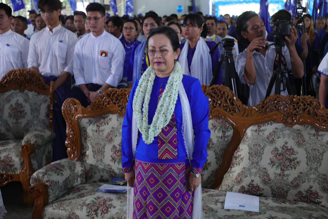 နိုင်ငံရေးစင်မြင့်ပေါ်က ခွေးကျ, ကျခဲ့ရသူ သက်သက်ခိုင်ရဲ့နိဂုံး