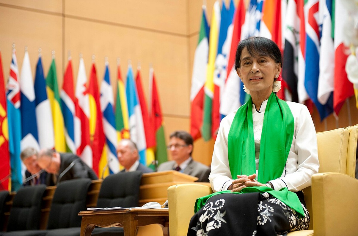 ဒေါ်အောင်ဆန်းစုကြည် အသက်ထင်ရှား ရှိပါသေးသလား