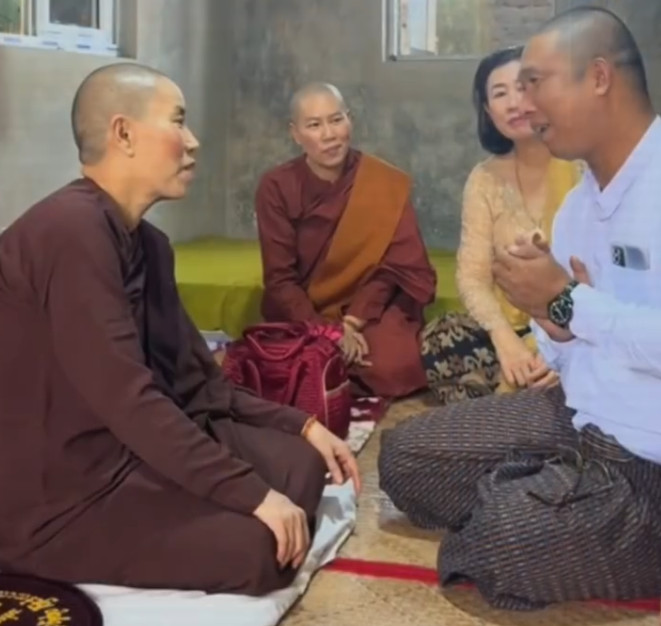 ဆေးရုံဆေးခန်းကနေ လက်လျှော့လိုက်တဲ့ ရောဂါသည်တွေနဲ့ (၉၆)ပါးရောဂါတွေအားလုံးကိုရေမန်းတစ်ခွက်နဲ့ ပျောက်ကင်းအောင်ကုသပေးနေတဲ့ ဆရာလေးနှစ်ပါး