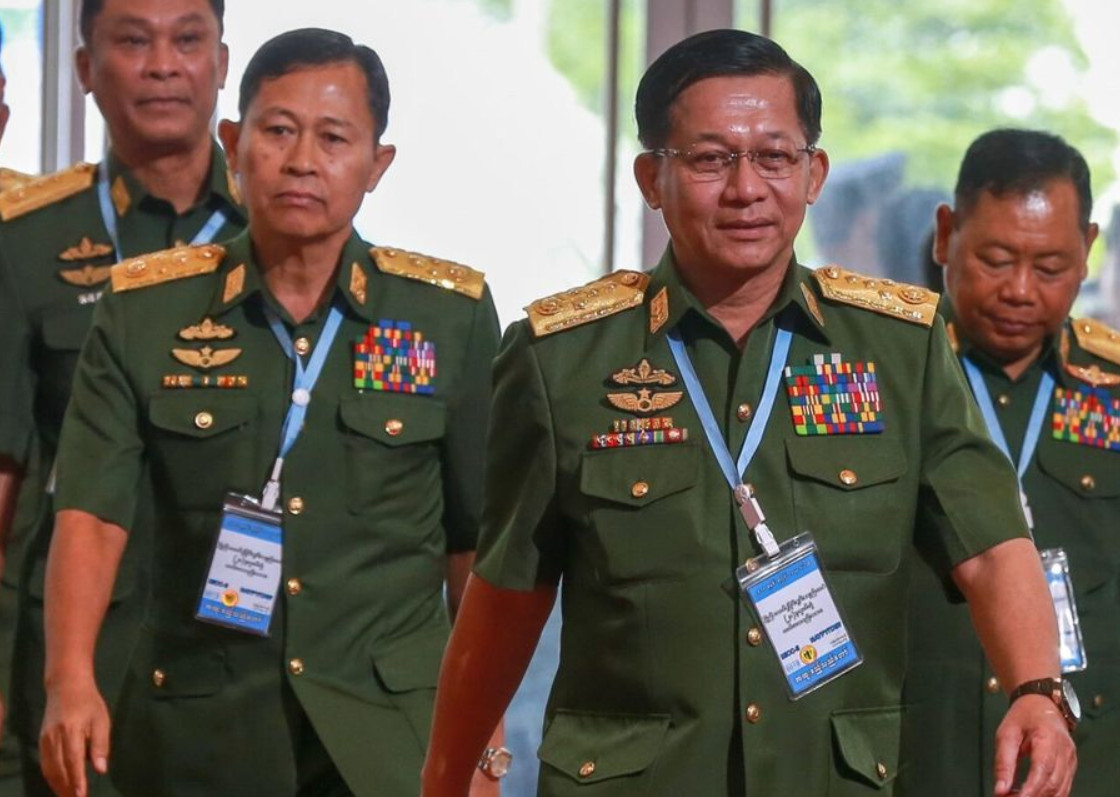 ဒုချုပ် စိုးဝင်းကို မင်းအောင်လှိုင် နှုတ်ဆက်ပြီလား