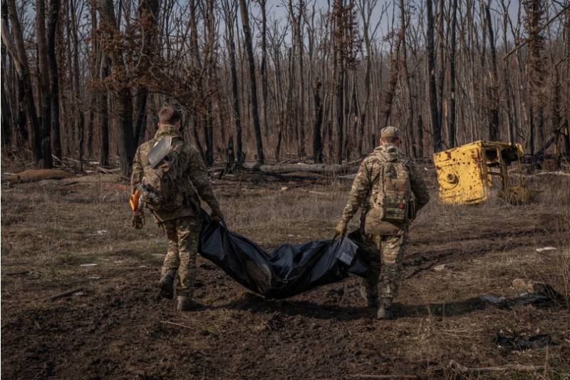 သယ်ရခက်ခြင်းကြောင့် ရုရှားစစ်သည်ရုပ်အလောင်းများမှ ဦးခေါင်းကိုသာ ဖြတ်ယူခဲ့ရန် အမိန့်ပေးထားကြောင်း အသံဖိုင်ပေါက်ကြား