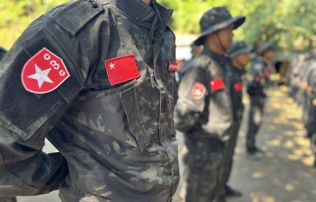 အလှူပွဲမှာဖြစ်တဲ့ရန်ပွဲနဲ့ဆက်စပ်ပြီး ဝက်လက်ရပ်ကျေး ပသုံးလုံးအဖွဲ့ဝင် ၃ ဦးနဲ့ အရပ်သား ၄ ဦး ဖမ်းဆီးခံရ