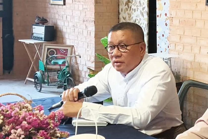 “ပညာတတ်အောက်တန်းစား”