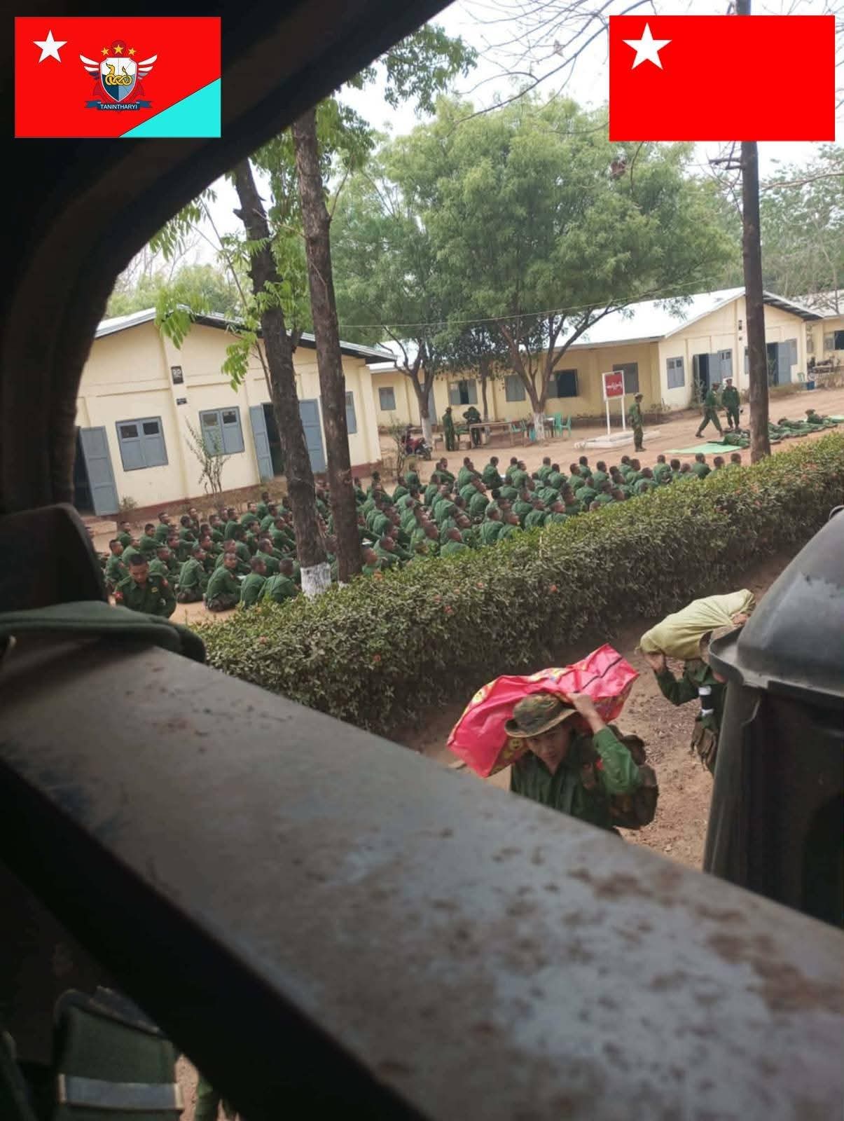 စကခ ၁၉ လက်နက်ခဲယမ်းတိုက်ကို PDF နှင့် တပ်တွင်းဖရဲသီးများ ပူးပေါင်း၍ ဖောက်ခွဲ တိုက်ခိုက်